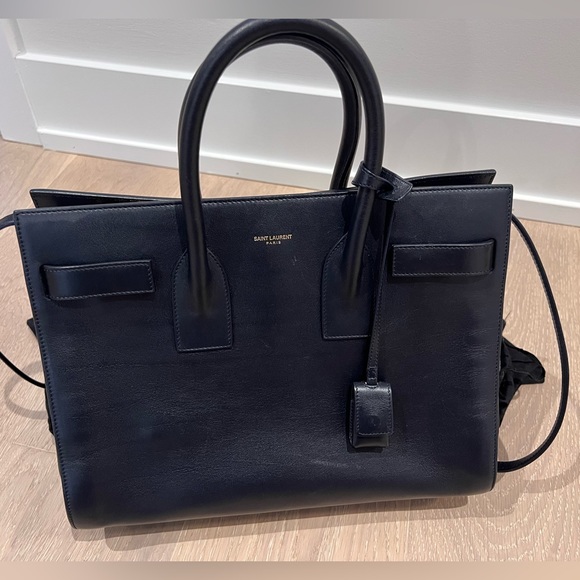Pre-loved Saint Laurent Sac de jour bag in navy - Picture 5 of 6